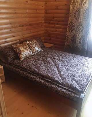 Лоджи Гірський релакс Golovetsk Двухместный номер с двуспальной кроватью и дополнительной кроватью-6